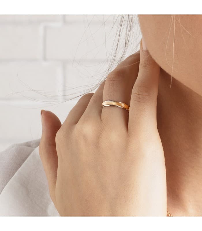 Alianza media caña Palermo Oro 18 kilates. Anillo compromiso para mujer. Alda Joyeros.