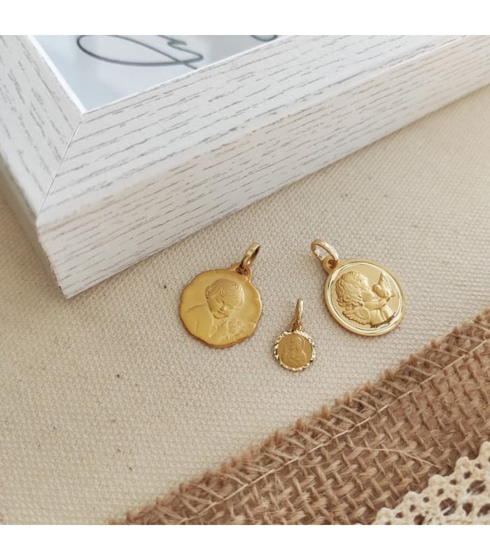 Medalla Corazón de Jesús mini oro 18ktes - medallas para bebé - regalos bautizo