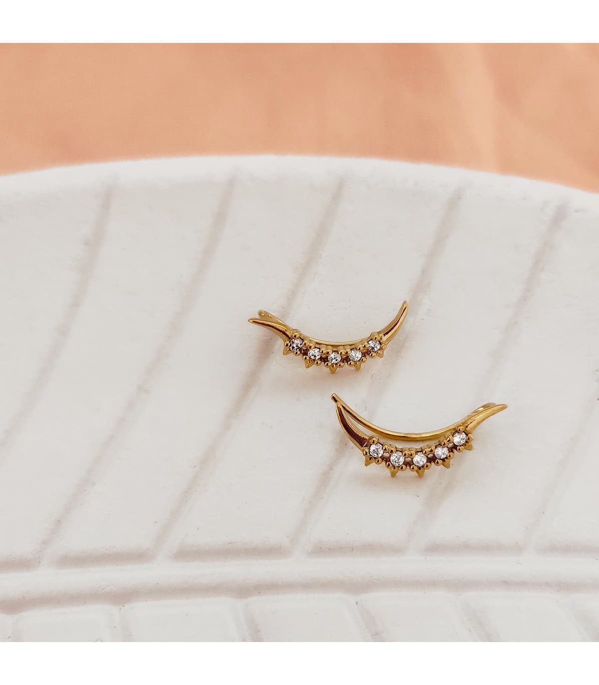 Orecchini lobo oro 18kt Peak zirconi | Ear Jackett e orecchini rampicanti da donna, design punk