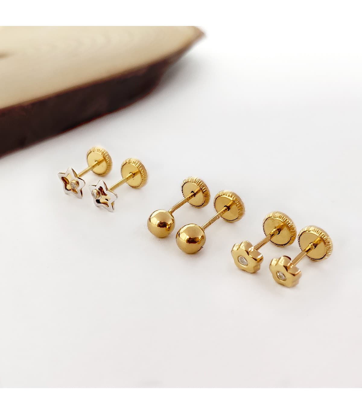 Clous d'oreilles Bébé Iria Or Bicolore 18K étoile 5mm