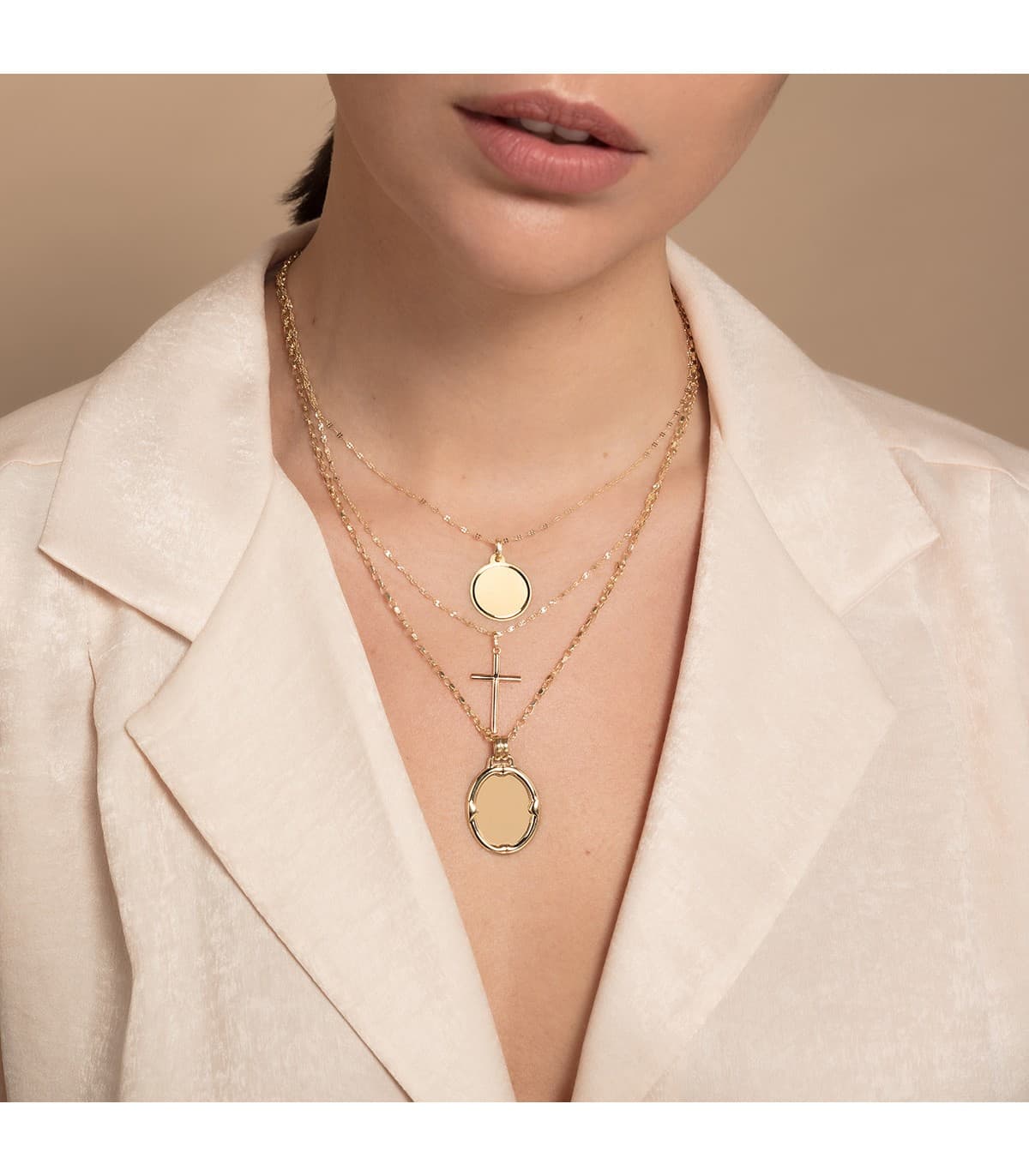 Ciondolo targhetta tonda oro 18kt 18 mm
