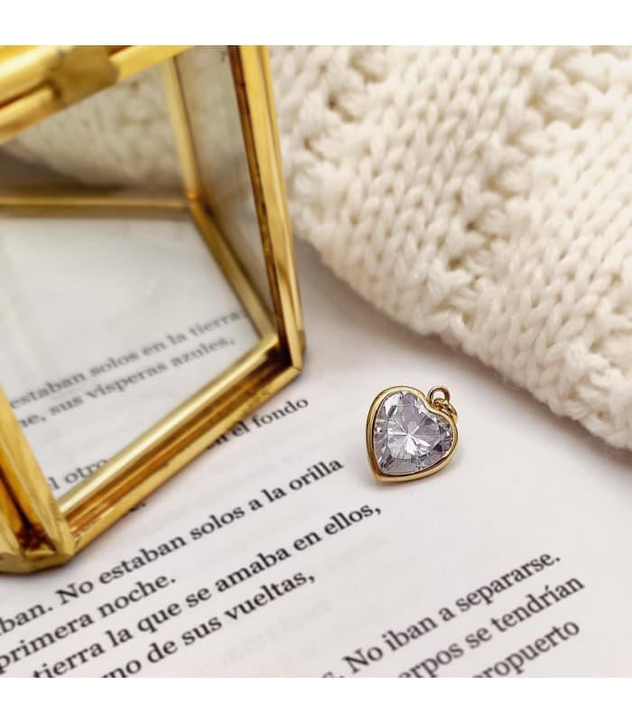Colgante Corazón Chatón Oro Amarillo 18k 10 mm Charm punto de luz romántico San Valentín