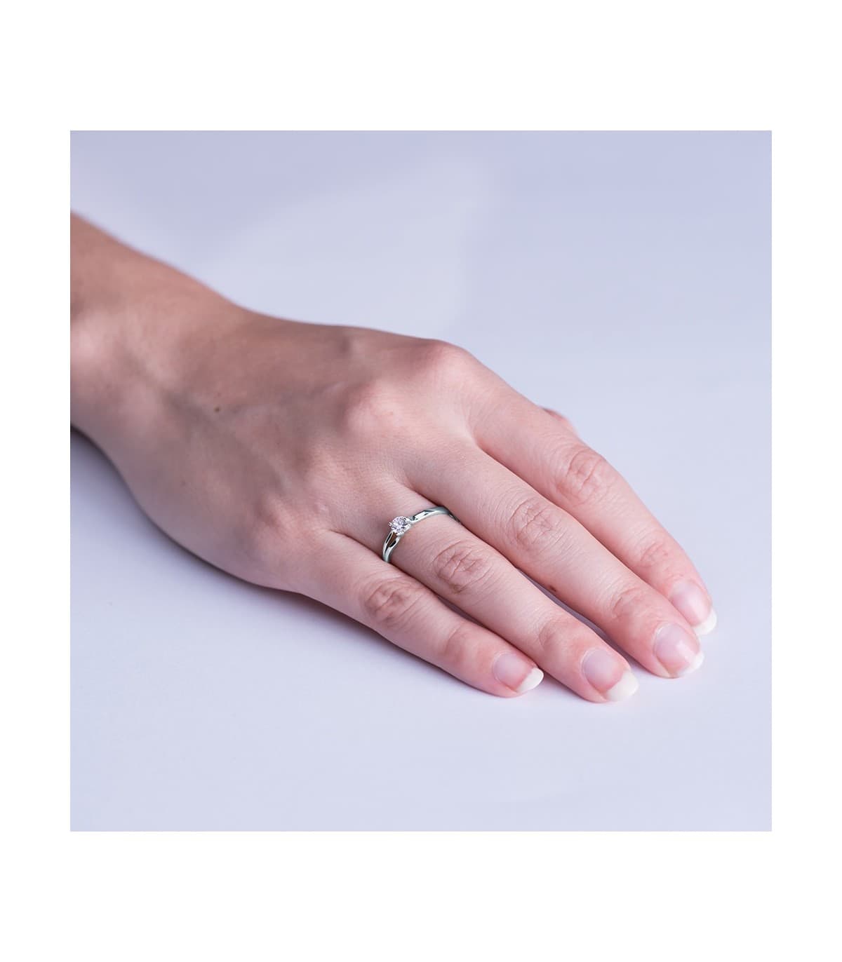 Solitaire blanc Isabelle 18 Carats