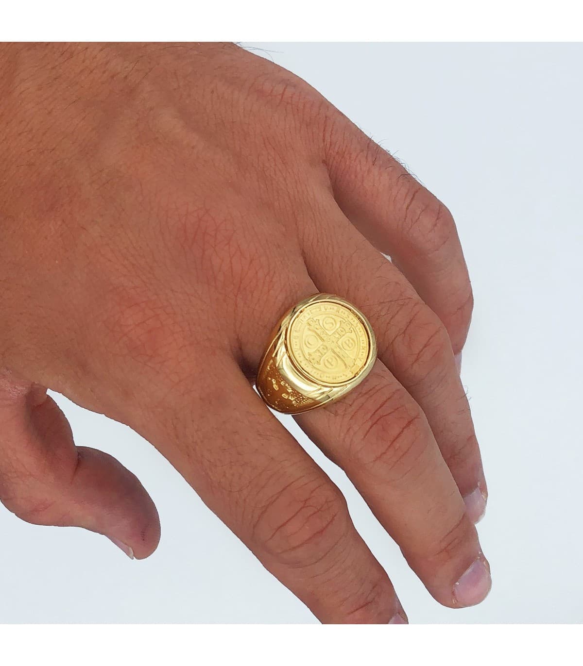 Sello Cruz San Benito Oro Amarillo 18K