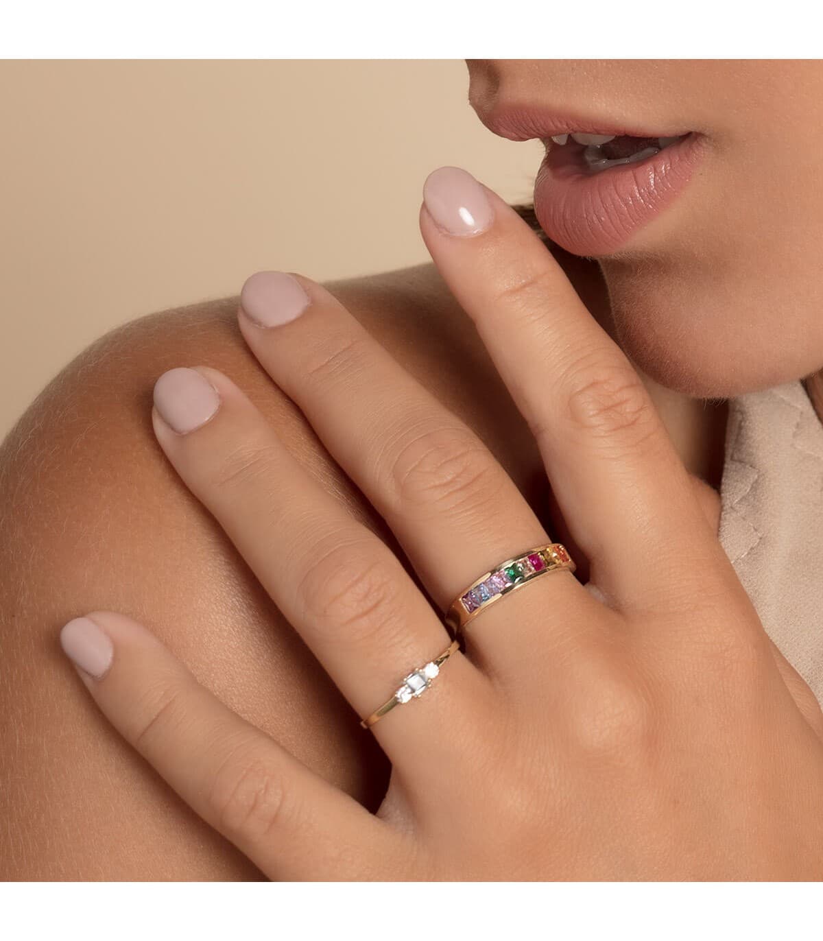 Ring mit farbigen Steinen, Zirkonia, Regenbogen-Design aus 18K 750er Gelbgold