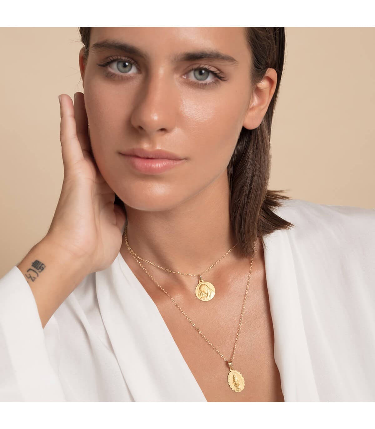 Medaglia Miracolosa oro giallo 18kt, ovale, 20 mm - Medaglietta Madonnina per donna