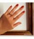 Anillo corazón de mujer con grabado inicial, oro 18 kilates.