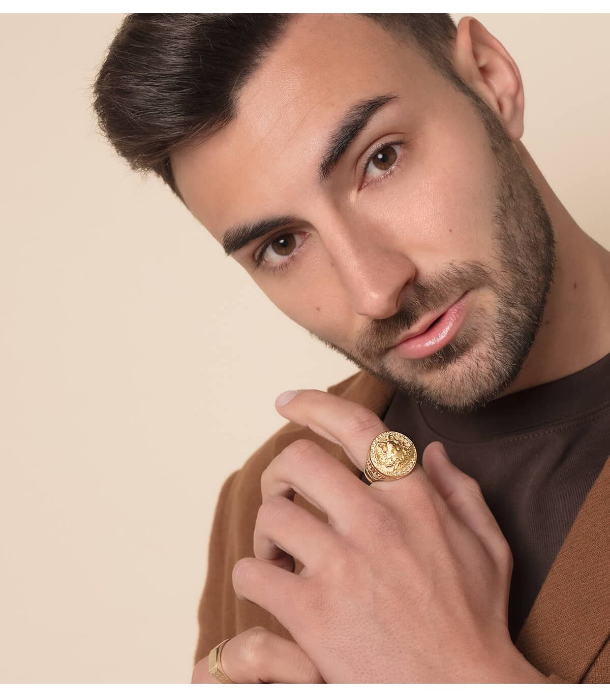 Sello Medusa Oro Amarillo 18K Greca | joyería online | alta joyería