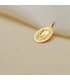 Medalla Oval Brillo y Mate Oro 18K Virgen Niña 18mm - colgante comunión, grabado personalizado