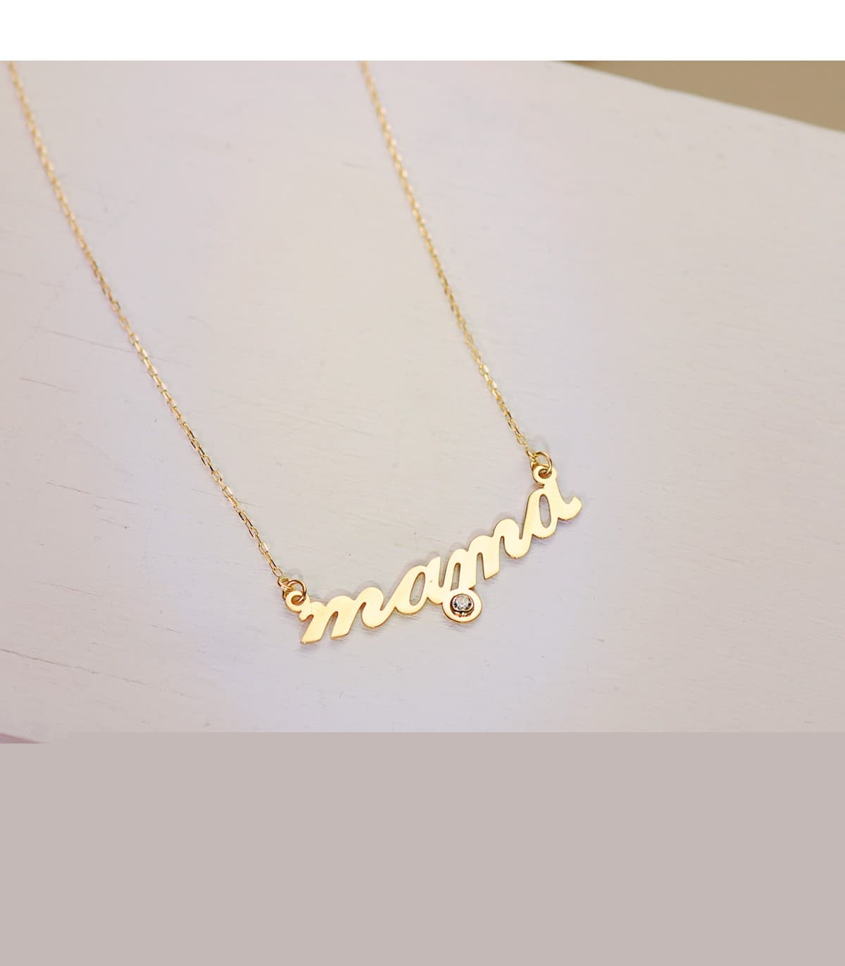 Collar con colgante mama. Gragantillas mujer de oro.