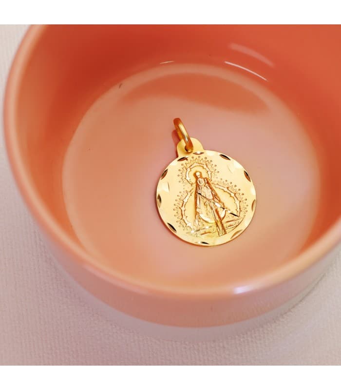 Medalla Virgen de la Cabeza 18 Ktes 22mm