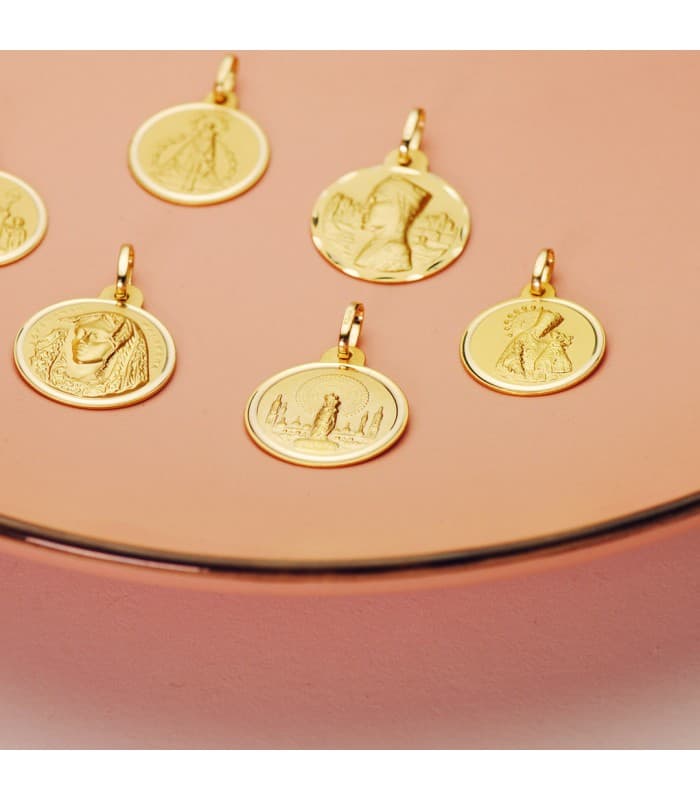 Médaille Vierge du Pilar biseautée 18 mm