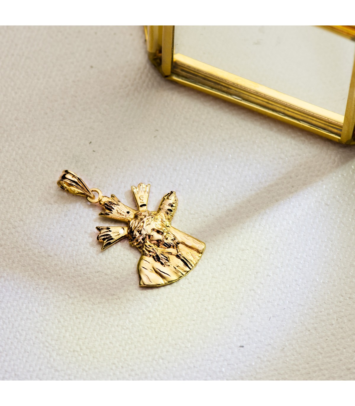 Cristo del Gran Poder Silueta Oro 18K 21mm Semana Santa Medalla Comunión