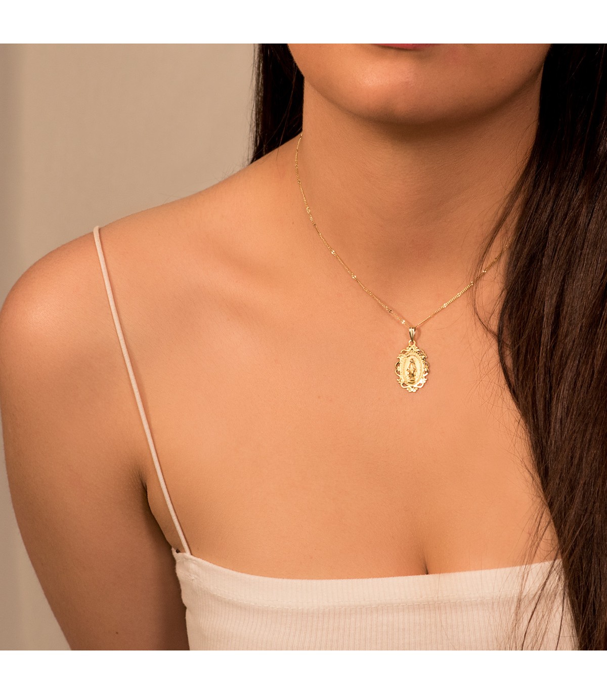 Collar mujer con Medalla Virgen Milagrosa 18K