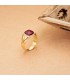 Sello para hombre de oro amarillo con piedra roja