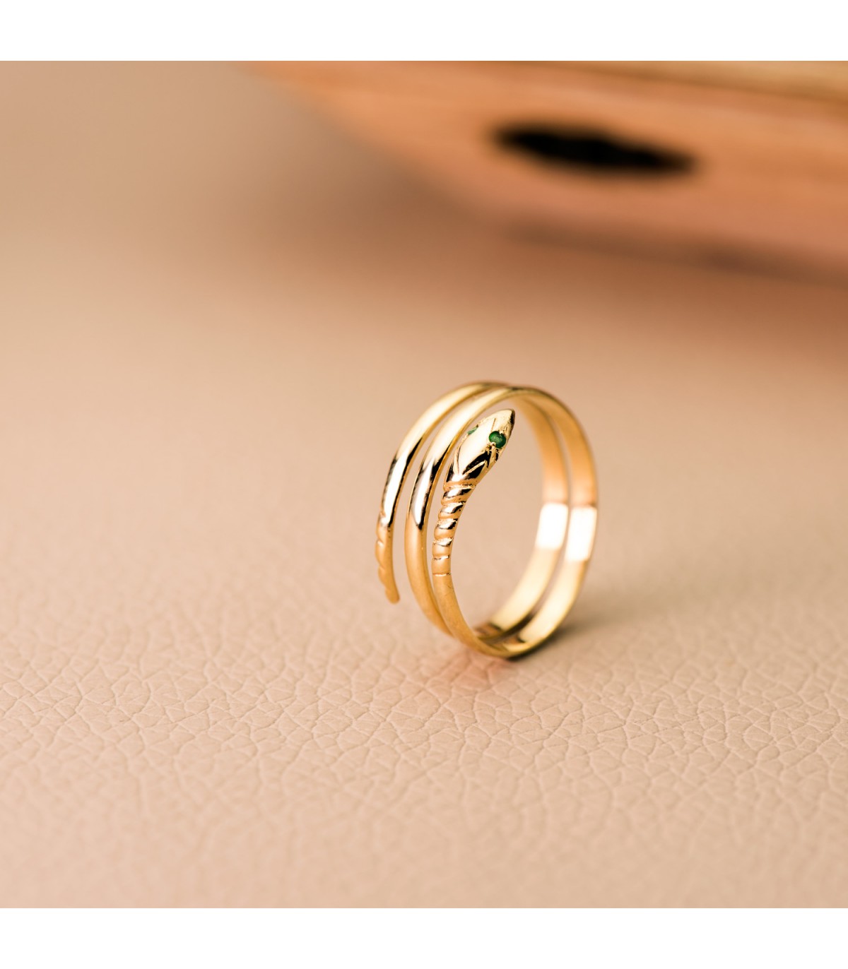 Ring Schlangen Smaragd, für Damen | Goldring 18 Karat 9664