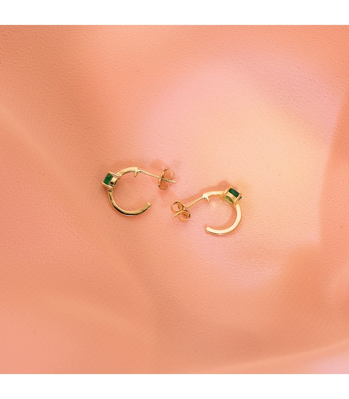 Pendientes de oro con esmeraldas