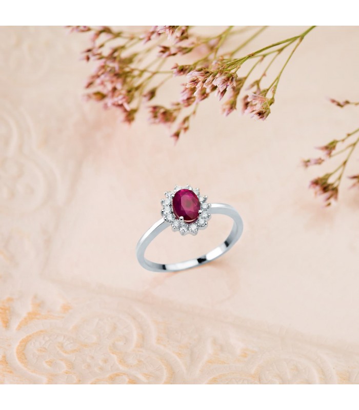 Bague solitaire en or blanc. Bague pour femme. Acheter bagues en ligne.