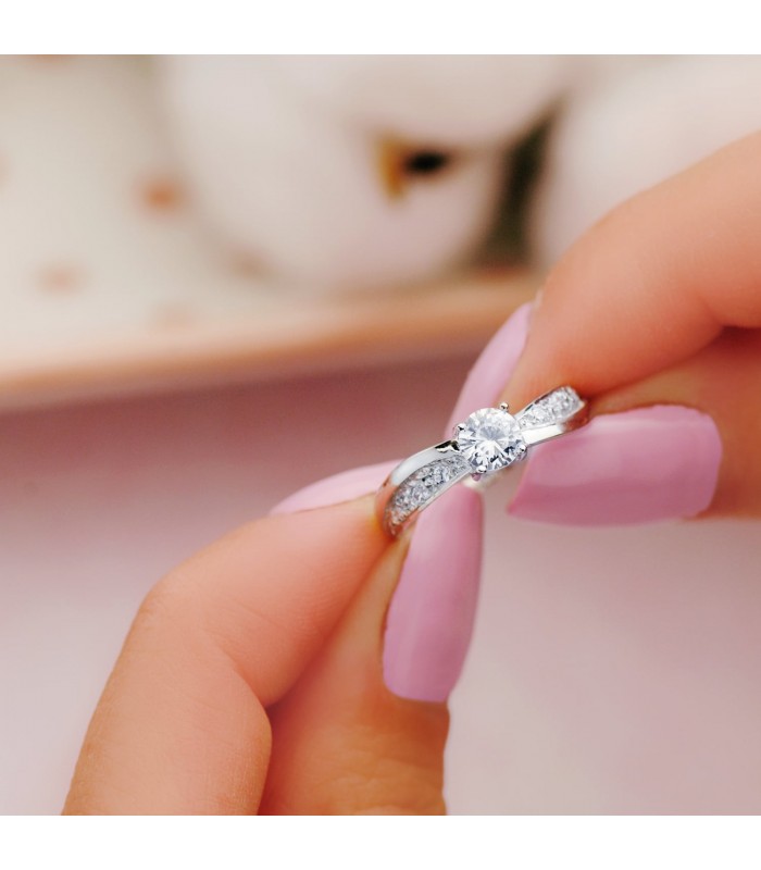 Raffinierter Verlobungsring mit Zirkonia Pavé, Modell VENNETIA, bei ALDA