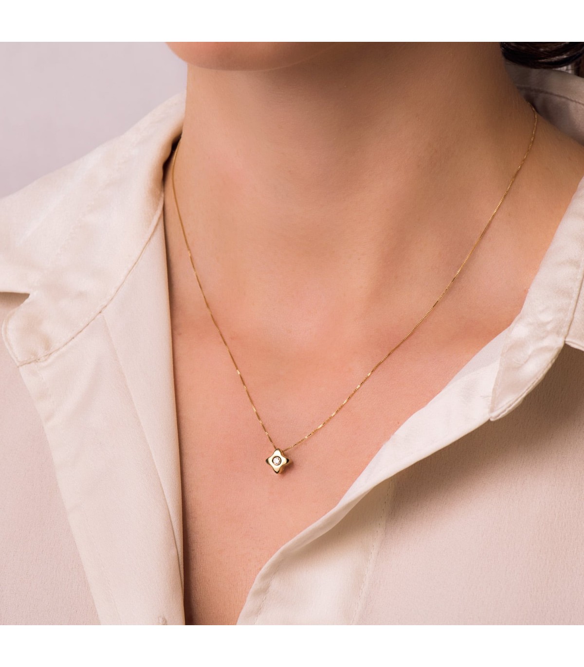 Gargantilla Estrella Diamantes 0.050 Qtes. Oro Amarillo 18K - collar con diamantes para mujer