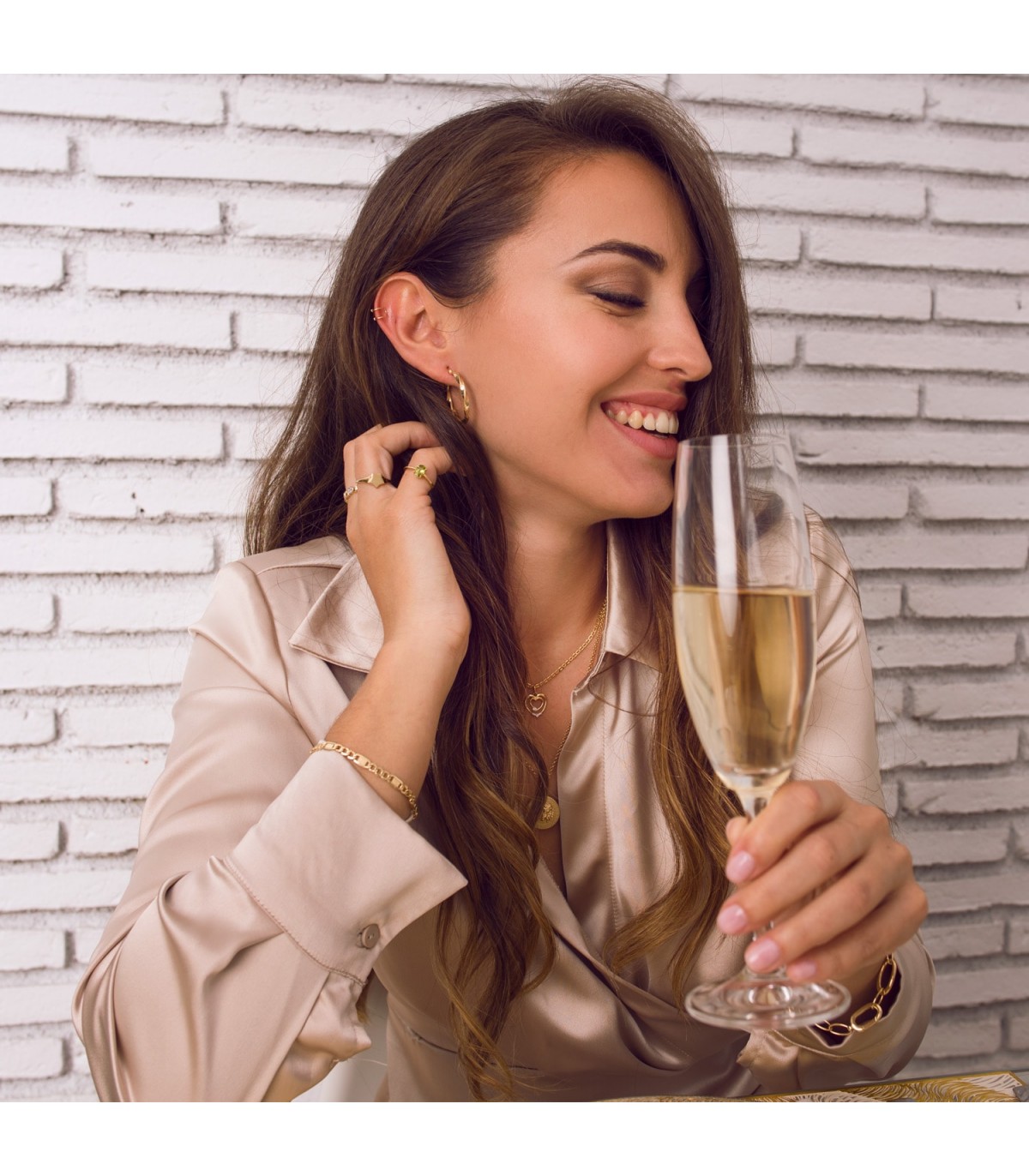 Ear cuff Oro Amarillo 18K Bolitas