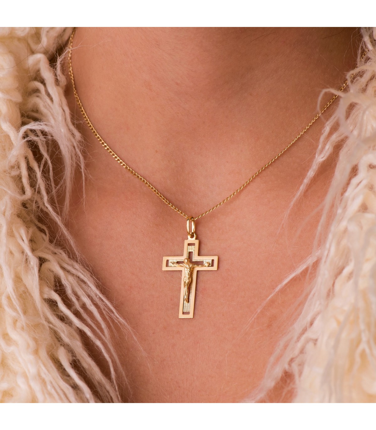 Kreuz-Anhänger Jesus, ca. 35 mm aus 750 Gelbgold – christliches Symbol, Schmuck online kaufen