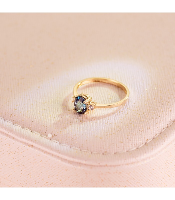 Anello solitario con topazio blu in oro giallo 18kt - Modello Glow con pietra semipreziosa