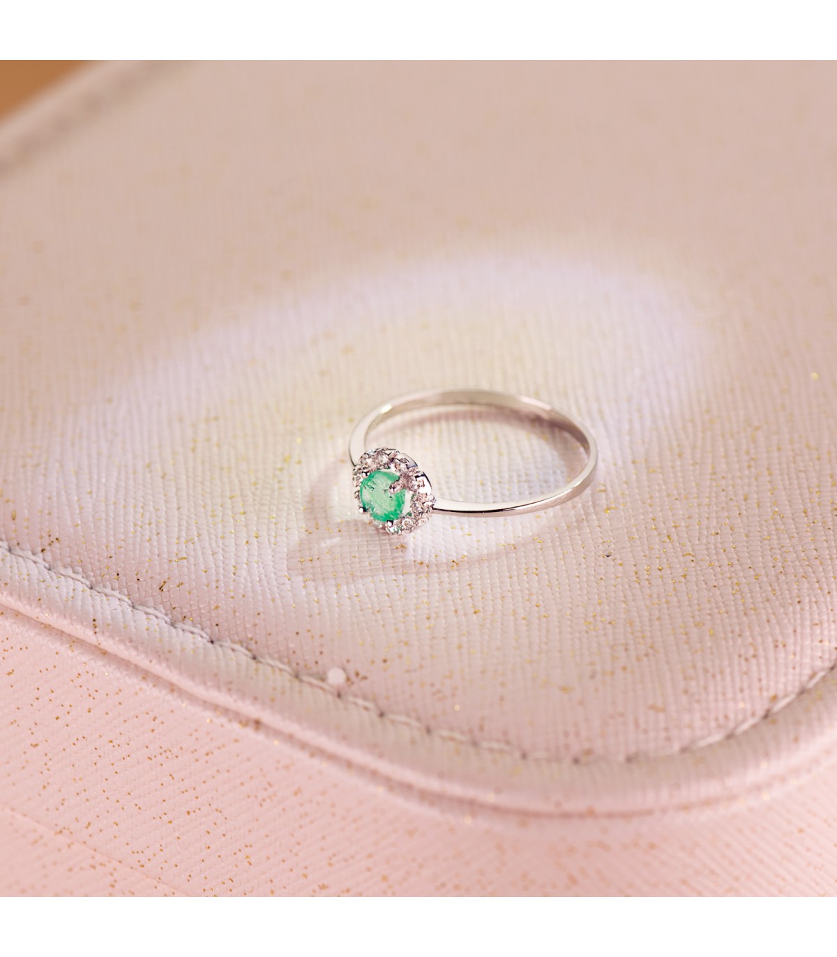 Anillo Cuajo Esmeralda 0.26 Q Oro Blanco 18K - anillos con piedras preciosas, sortijas para mujer