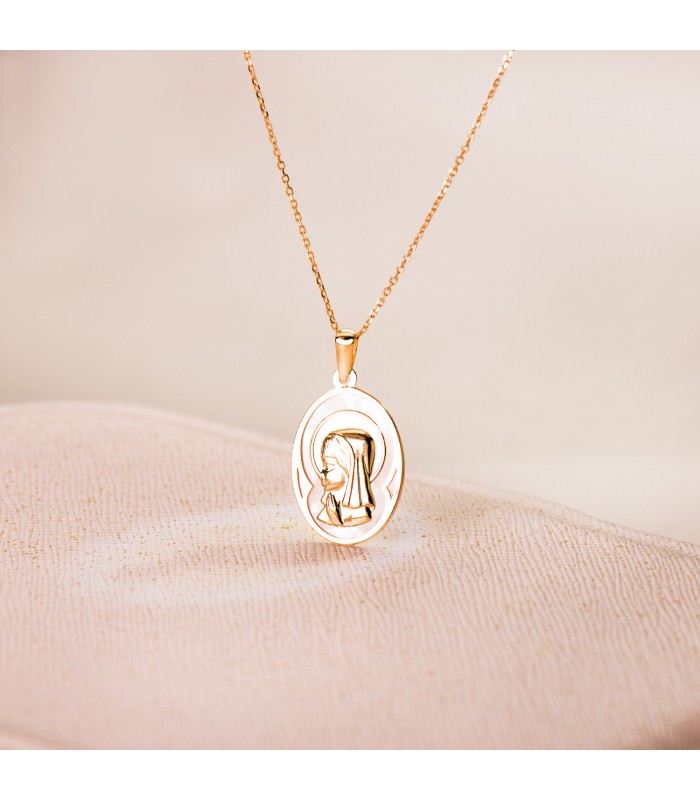 Médaille Nacre Vierge Enfant Ovale Or 18 K 21 mm