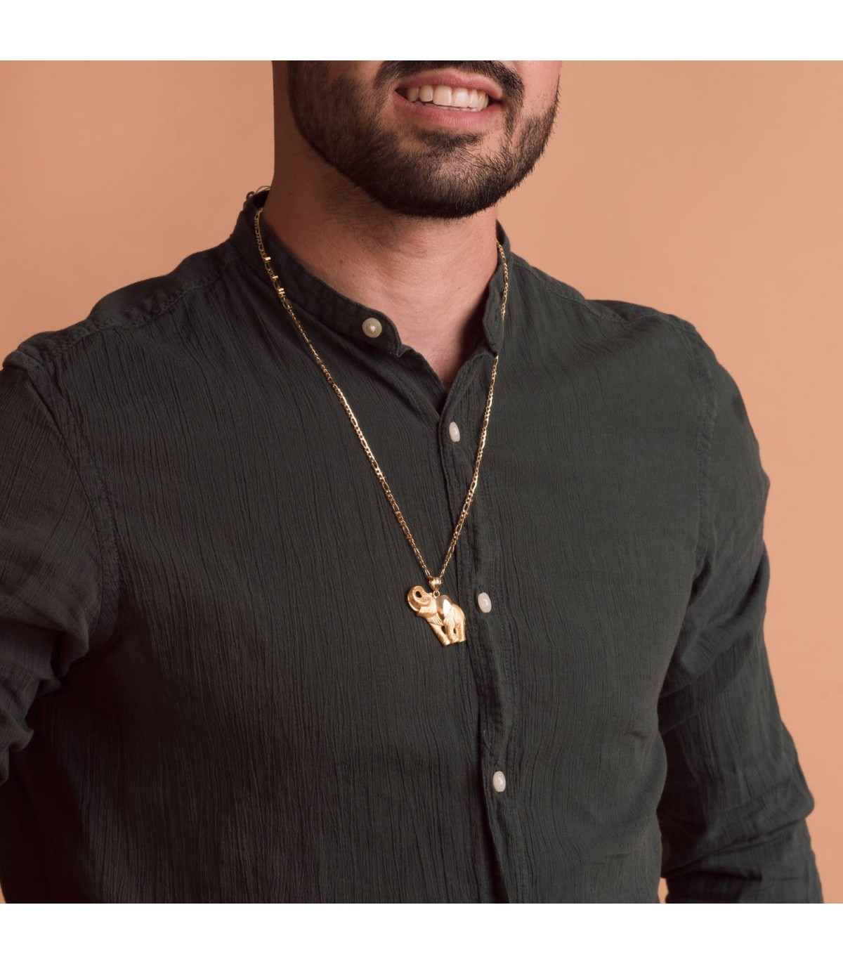 Collana con catena figaro di 3 mm e 60 cm, maglia 3+1 grumetta alternata. Catene da uomo.