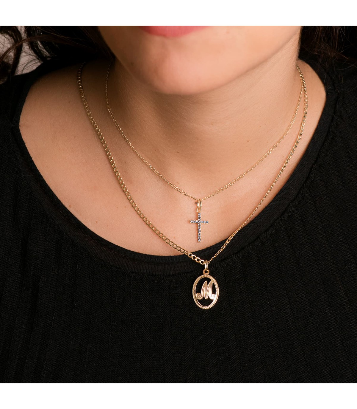 Kreuzanhänger 750 Gold, blau Zirkoniasteinen | Schmuck für Damen