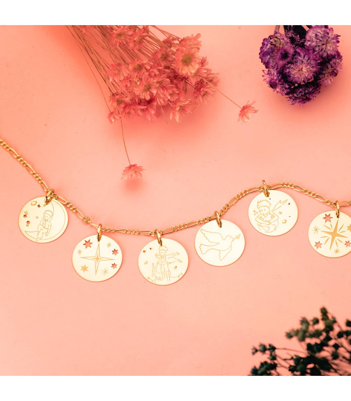 Colgante Magic Universe 18 K Medalla Estrella - constelación - rosa de los vientos
