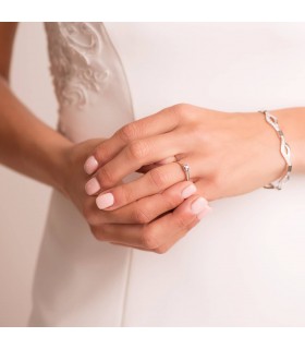 Bague de fiançailles femme or blanc Parisee 18 carats. Solitaire diamant 0.150 ct.
