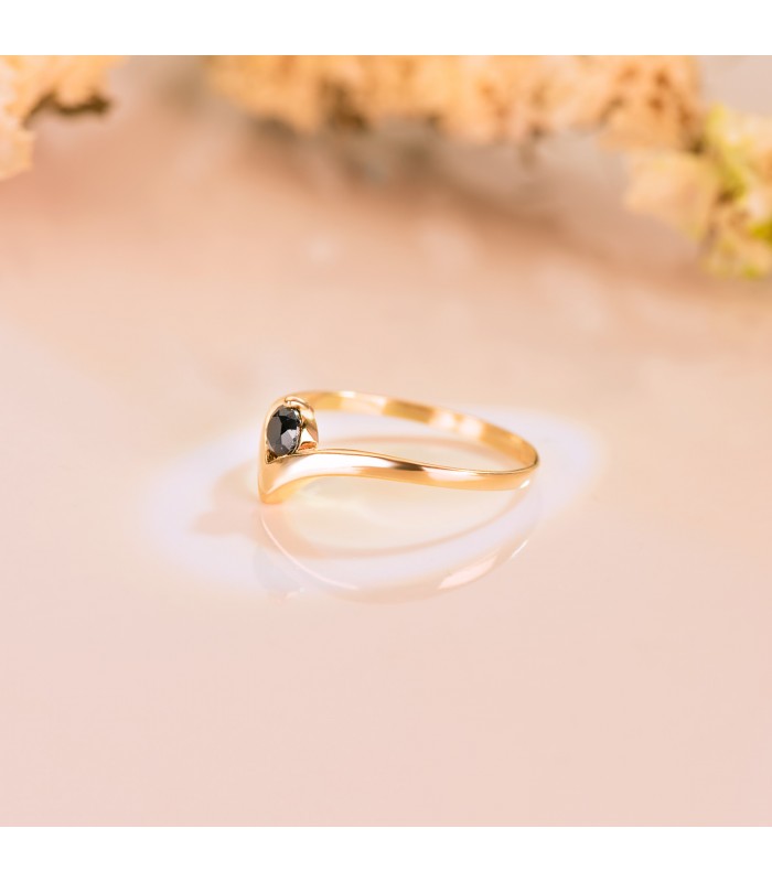 Anillo pico - Solitario Idilio Peak Zafiro Oro Amarillo 18K - piedra zafiro negro natural - anillos de compromiso