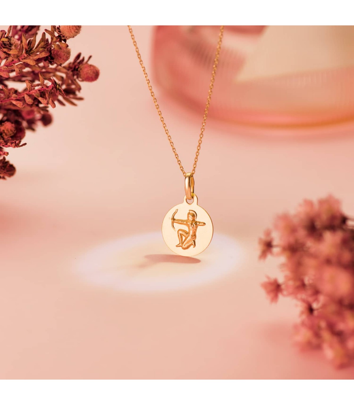 Pendentif Zodiaque Sagittaire Or 18K 13mm Mate