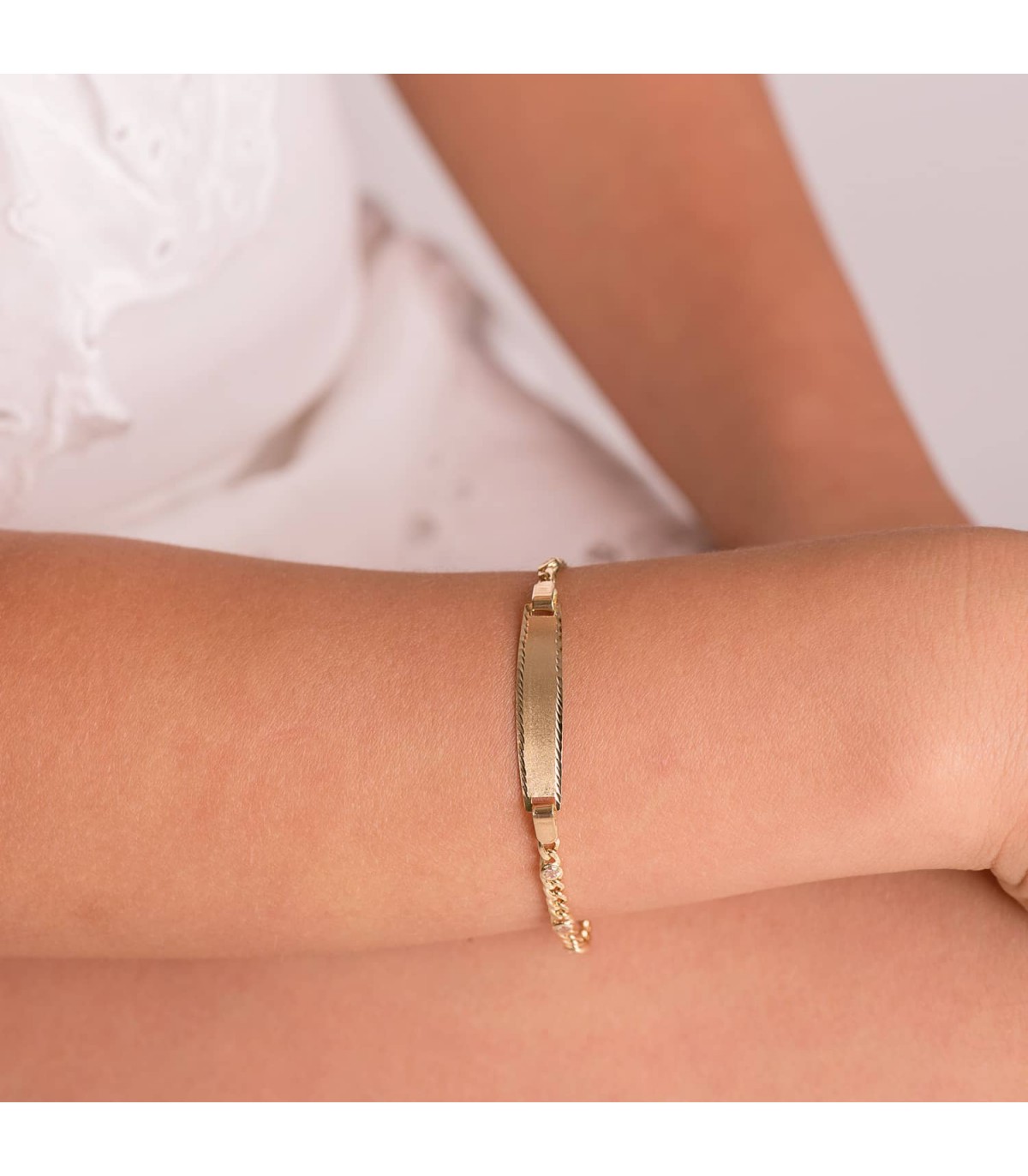 Esclava oro amarillo 18k Ingrid Circonitas 17cm