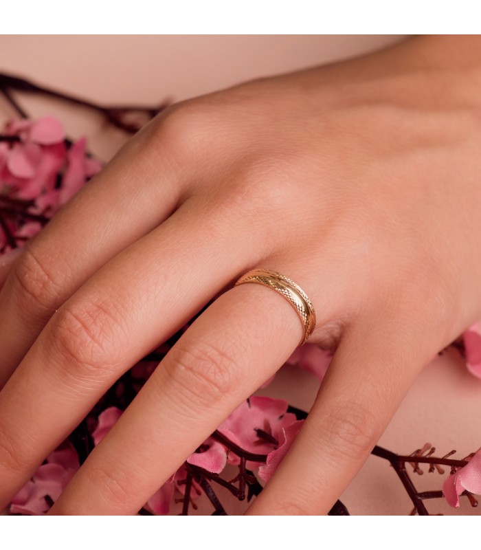 Anillo compromiso Verona en oro amarillo 18 kilates. Anillo nupcial oro. Alda Joyeros.