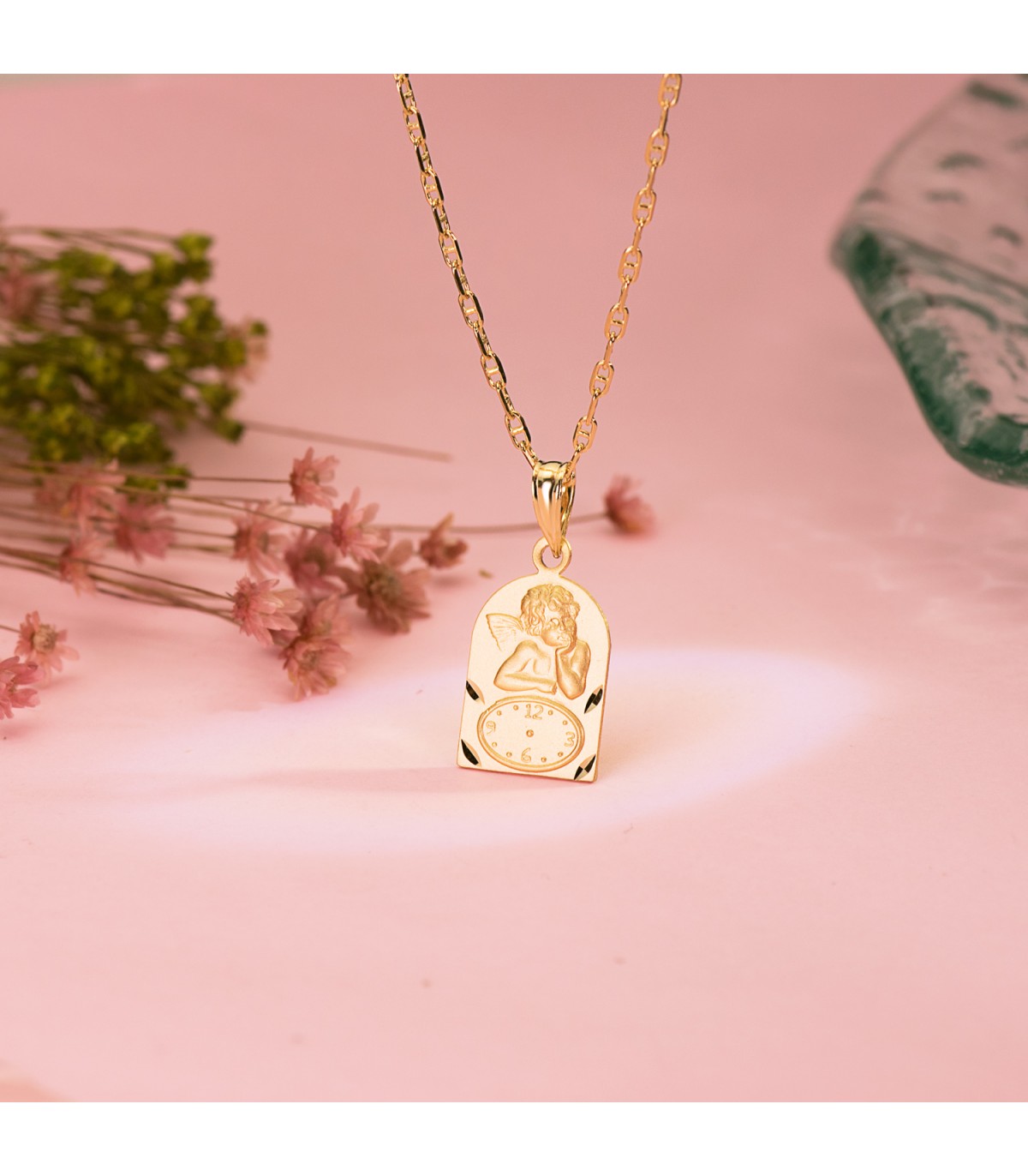 Medalla  niño y reloj capilla oro 18ktes