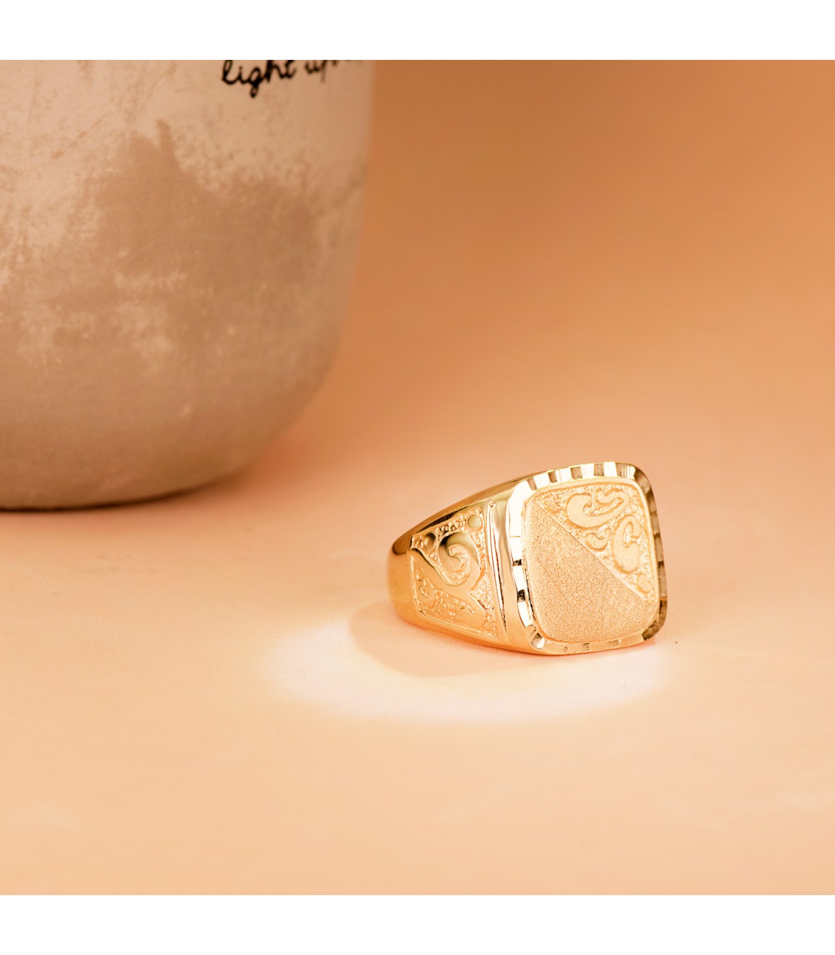 sello de oro macizo