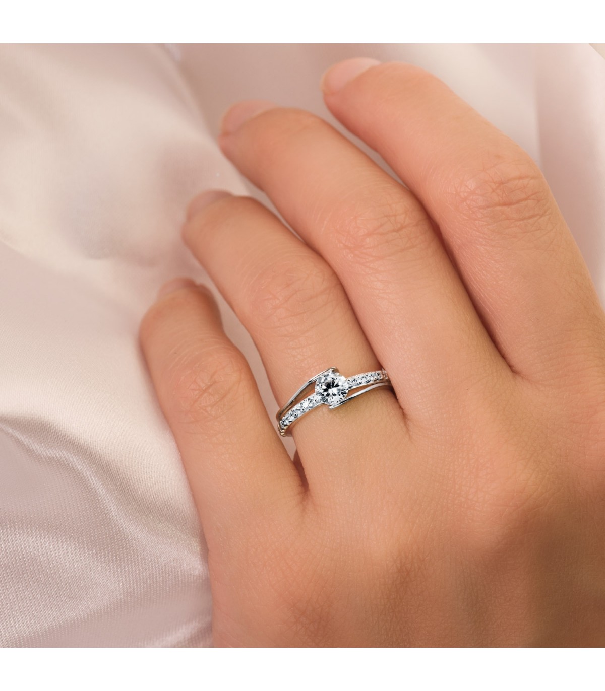 anillo de compromiso