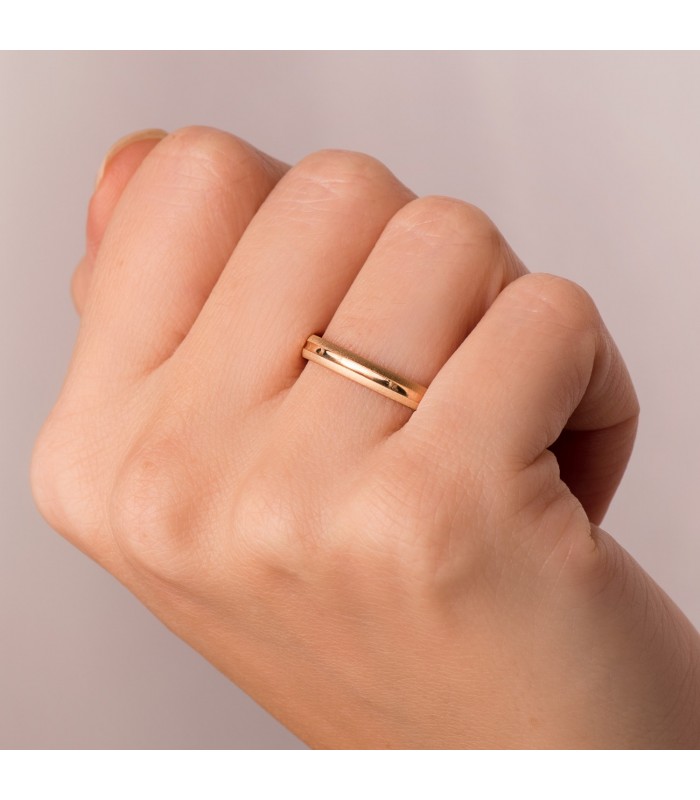 Fede nuziale donna Clarissa. Fede nuziale 3 mm. Gioielleria online.