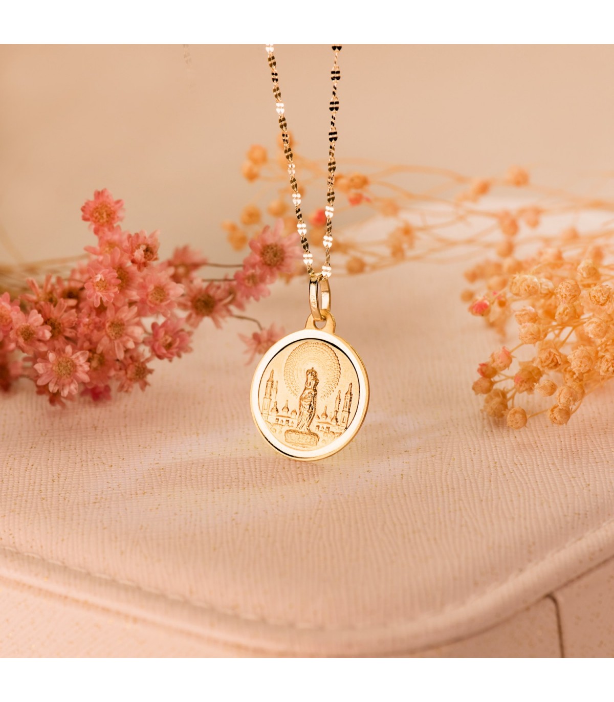 Medaglia Madonna del Pilar 18 kt 18 mm