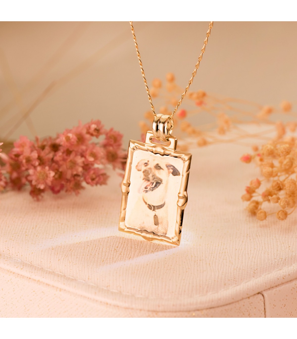Chapa rectangular Colgante Oro 18K 26 mm. Placa grabado personalizado texto foto