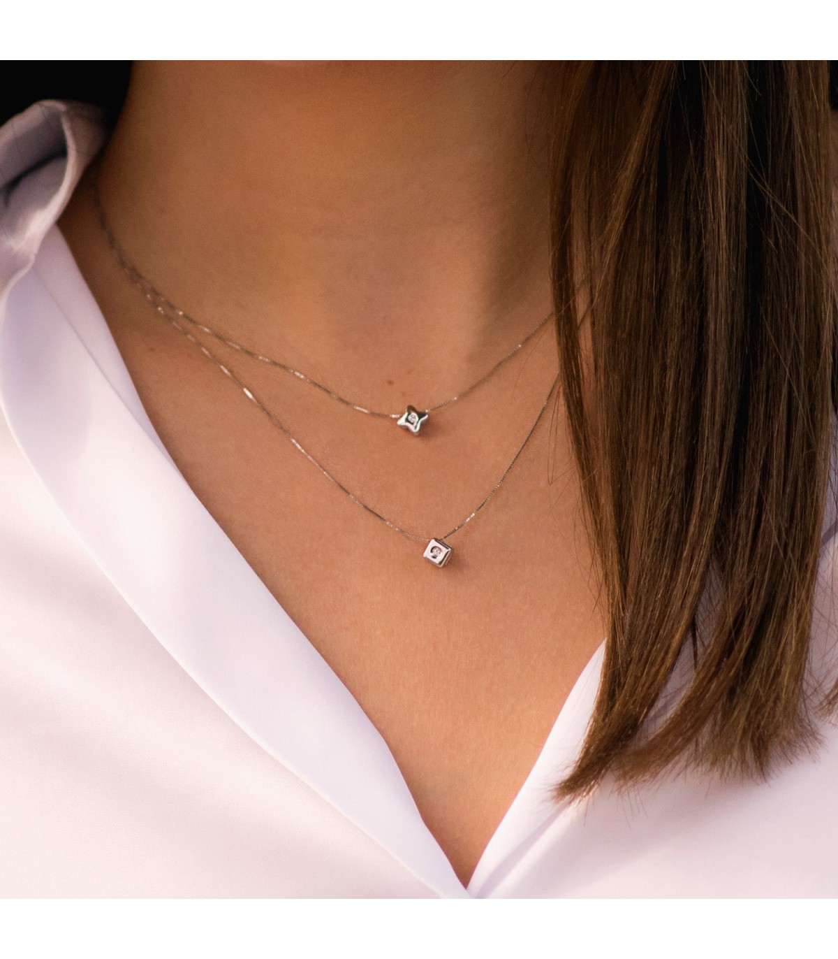 Collana punto luce Stella Diamante 0015 ct OB 18Kt
