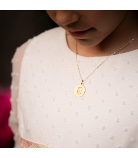 Medaglia Madonnina in preghiera, Ciondolo satinato oro 18kt 16mm