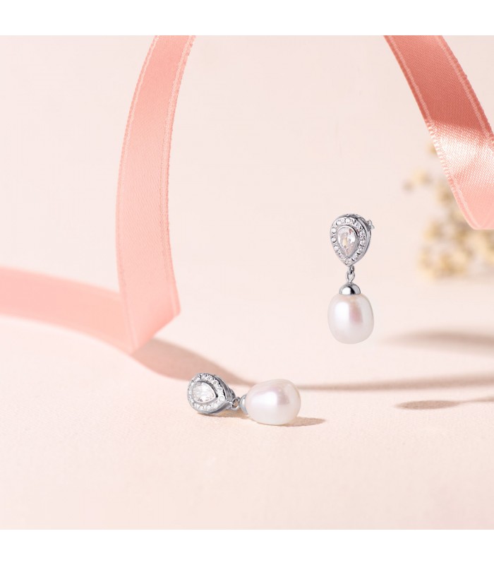 Pendientes novia en Oro 18 Kilates. Pendientes con perlas cultivadas para bodas.