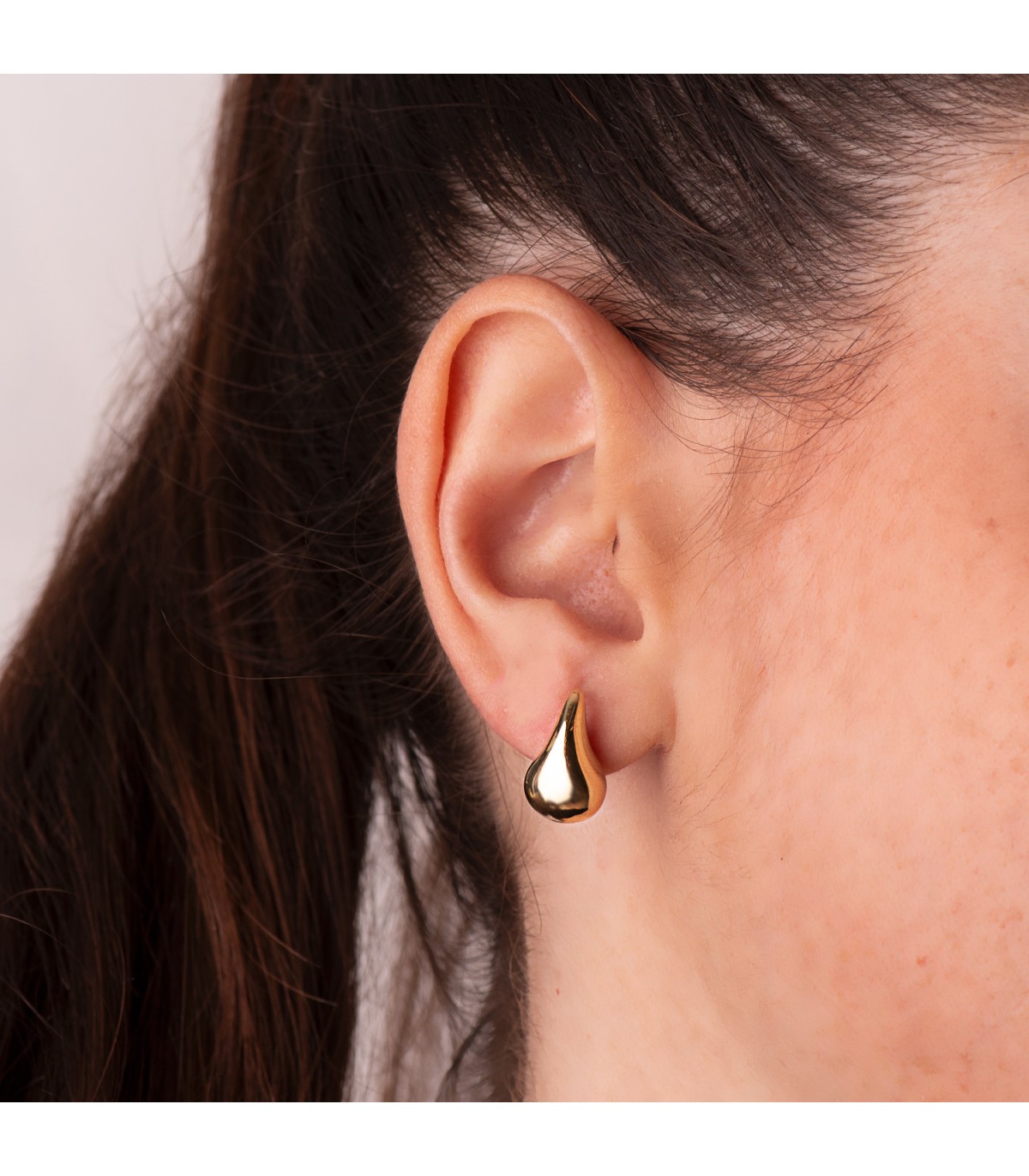 Orecchini moderni in oro 18 kt - forma a goccia 16 mm, eleganti e raffinati - Gioielli donna