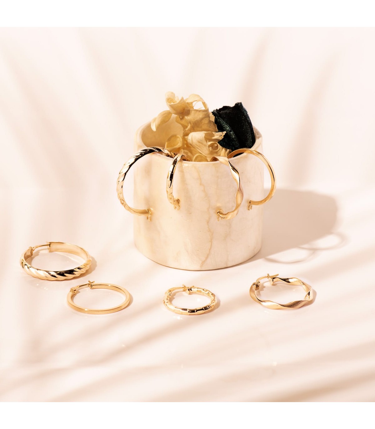 Orecchini a cerchio grandi con effetto intrecciato | Orecchini a cerchio torchon da donna in oro 18 kt - 24 mm