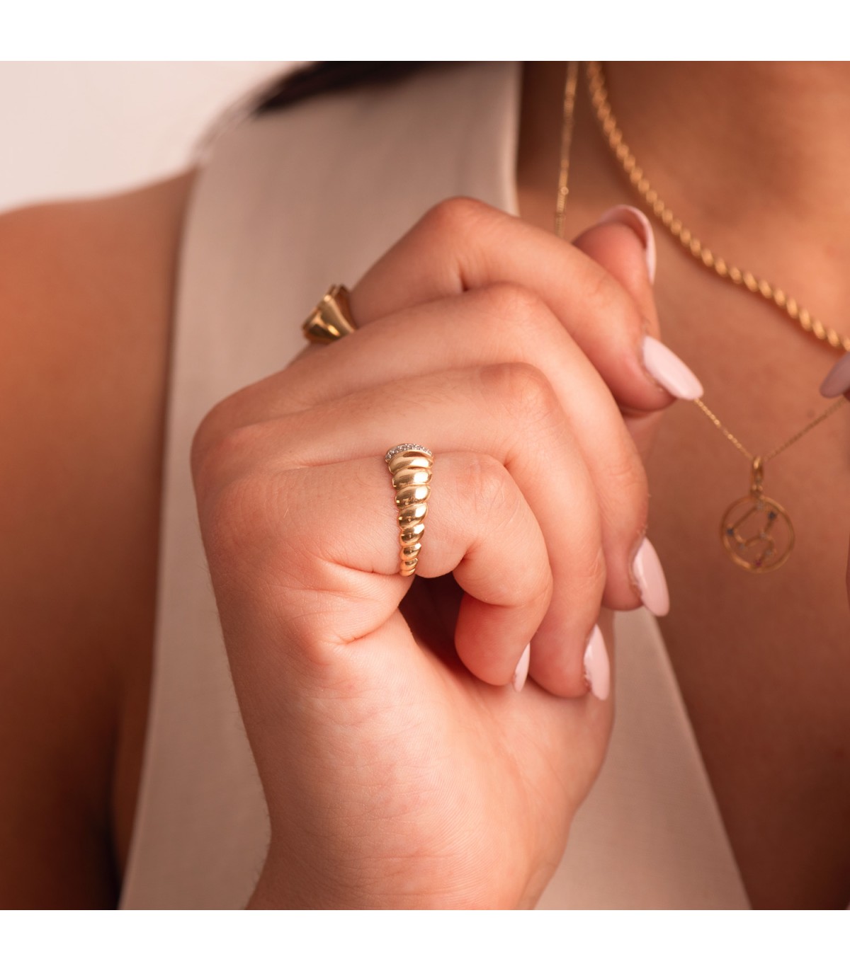 CROISSANT Damen Ring Gold 750 18K - Weißgold & Gelbgold, Gewölbt, Glatt, Wellen-Form.