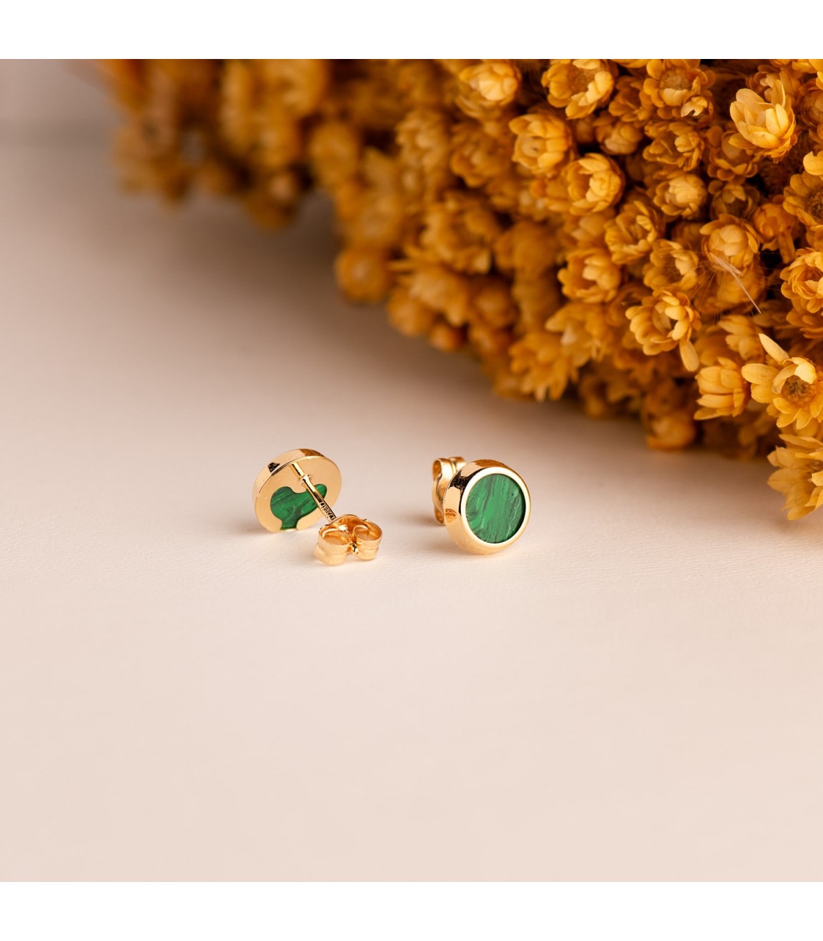 Pendientes Mystic chatón Oro 18K 7mm- pendientes pequeños, cierre presión, joyas de mujer